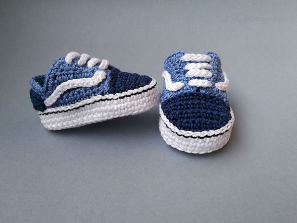 Crochet Pattern baby sneakers, Ozana shoes